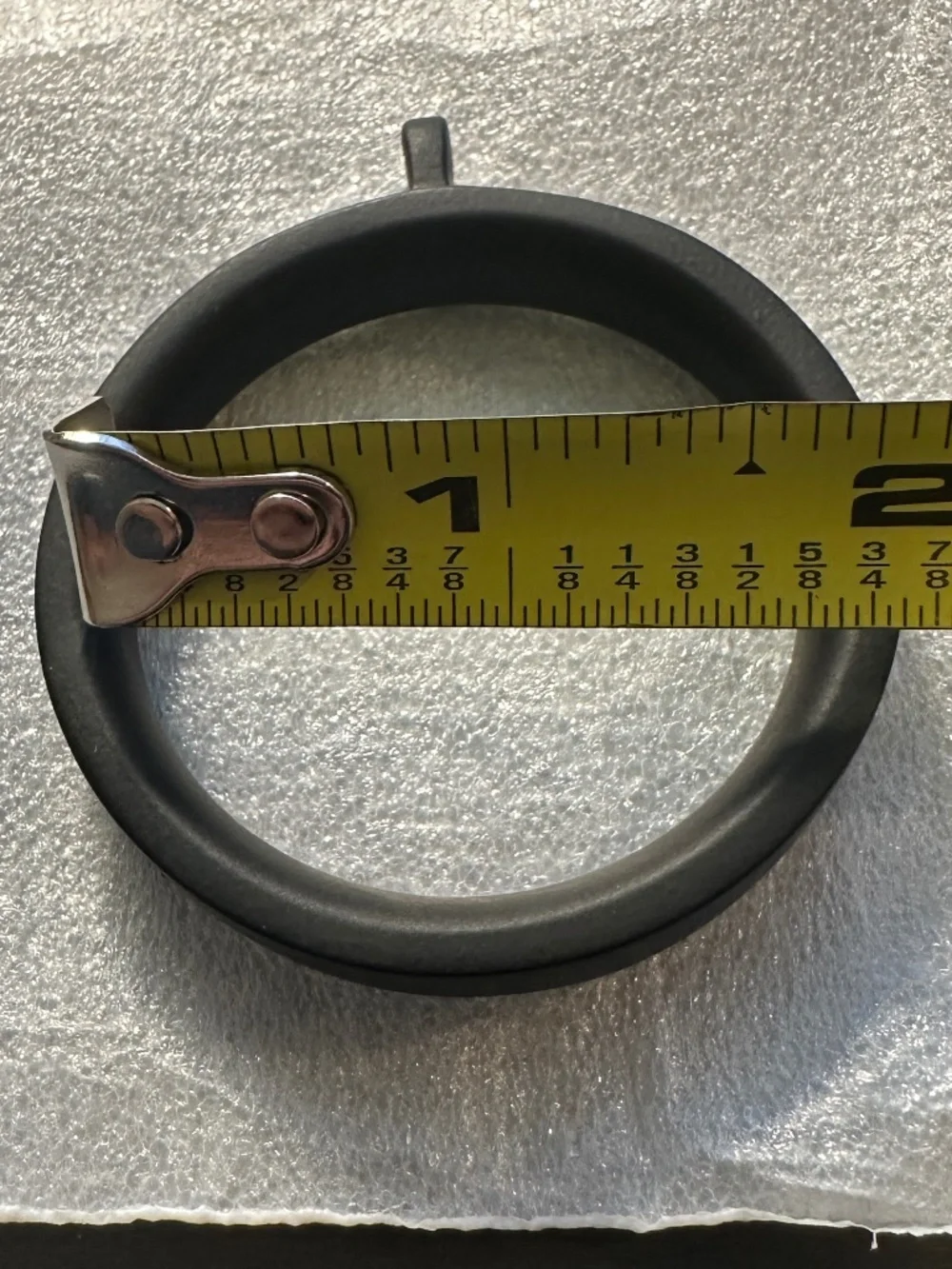 (4) boxes of RH Restoration Hardware medium loop rings in black. 7 loops/ box.